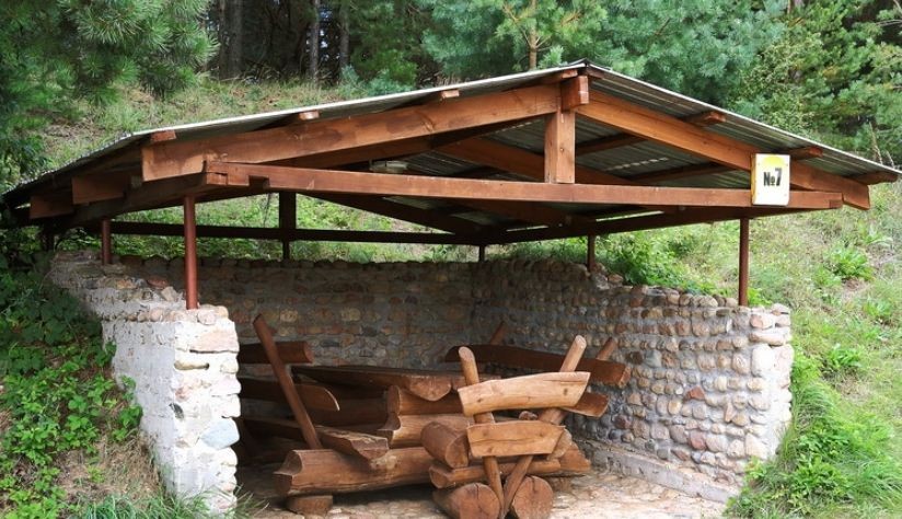 Адамово озеро